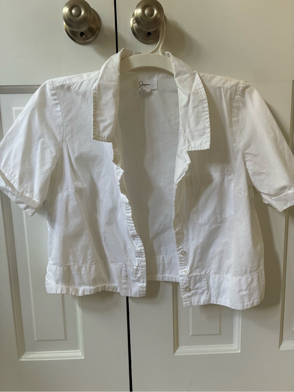 White Short-Sleeve Collared Shirt